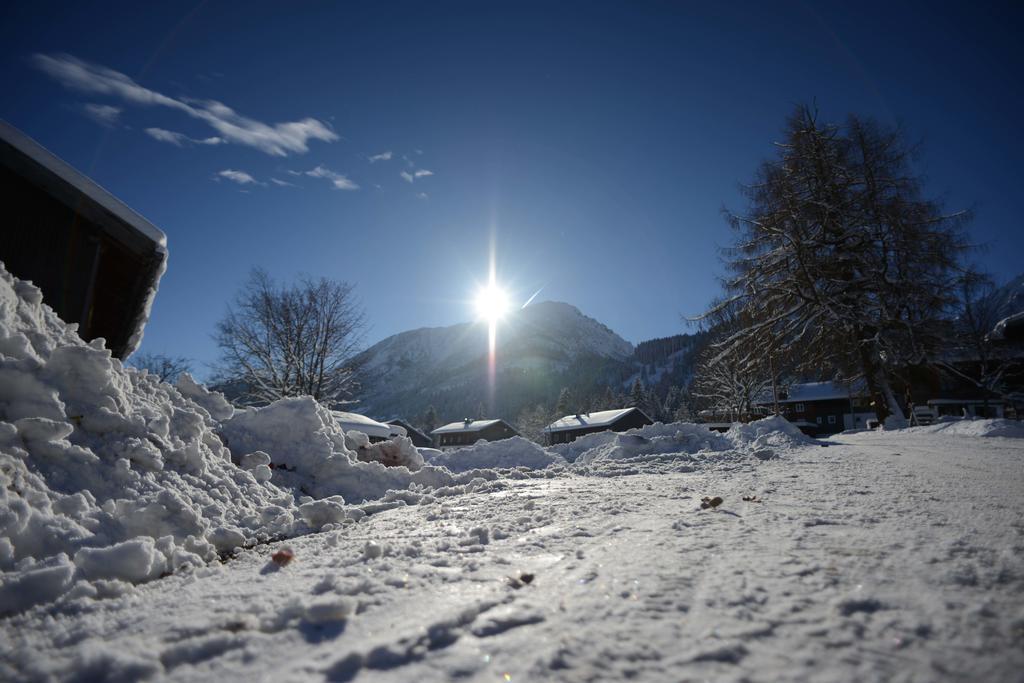 Alpengasthof Zur Post Hotel Шатвалд Екстериор снимка