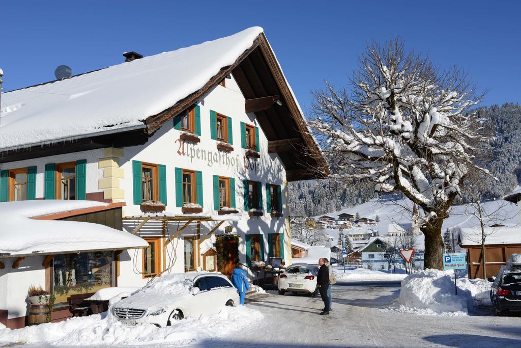 Alpengasthof Zur Post Hotel Шатвалд Екстериор снимка